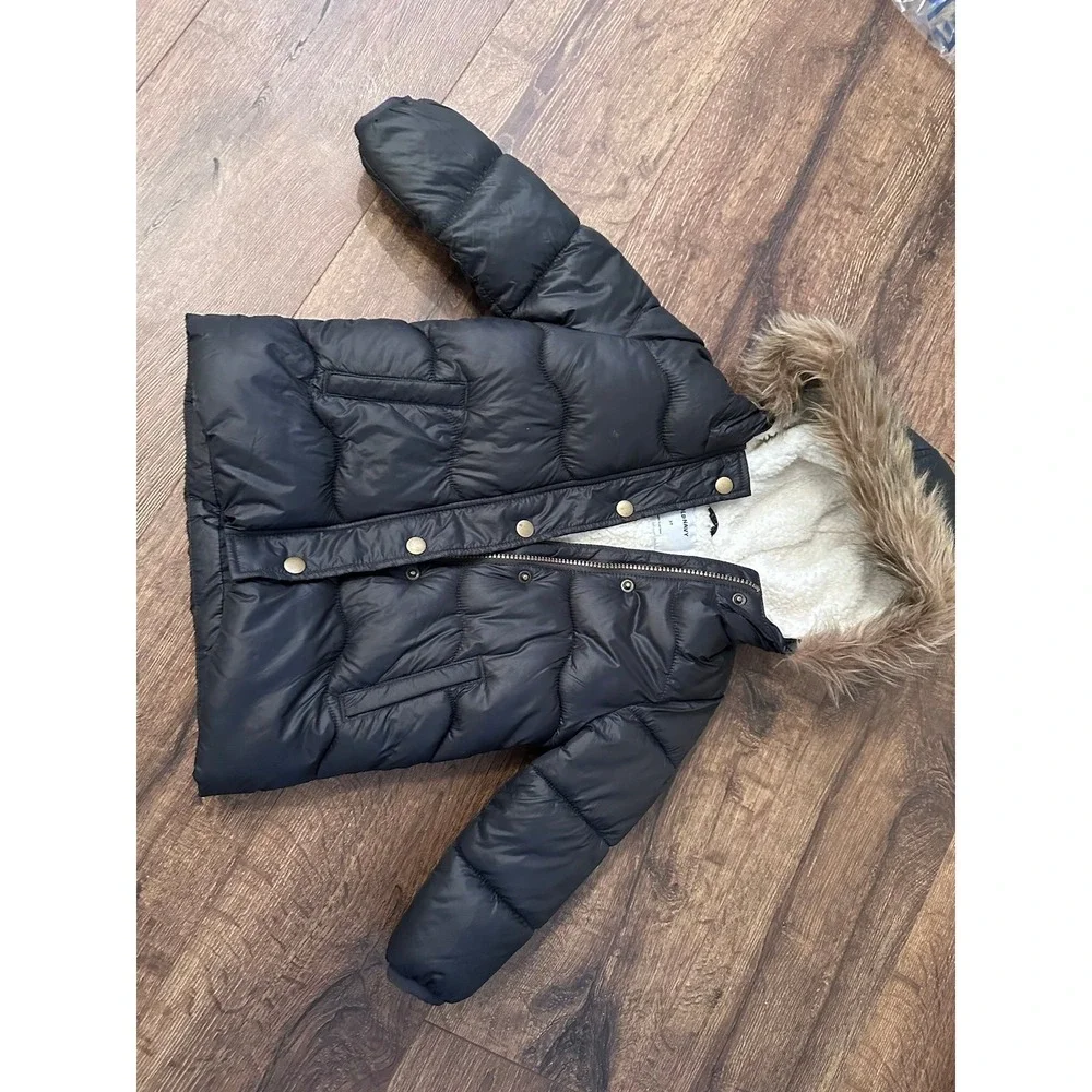 Old navy coat fur hood 3T‎ fall winter